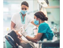 ASSISTANT(E)S DENTAIRES EN IMPLANTOLOGIE